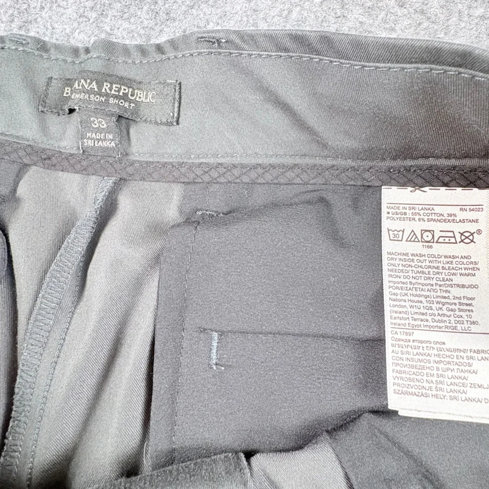Banana Republic Emerson Shorts Mens 33 Gray Chino Preppy Golf Classic Coastal